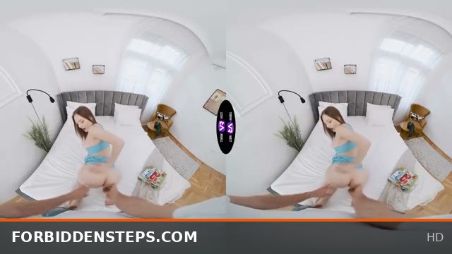 Silvia Wise and Lover Heat Up Bed Playing Erotic Board Games in TmwVRnet Session